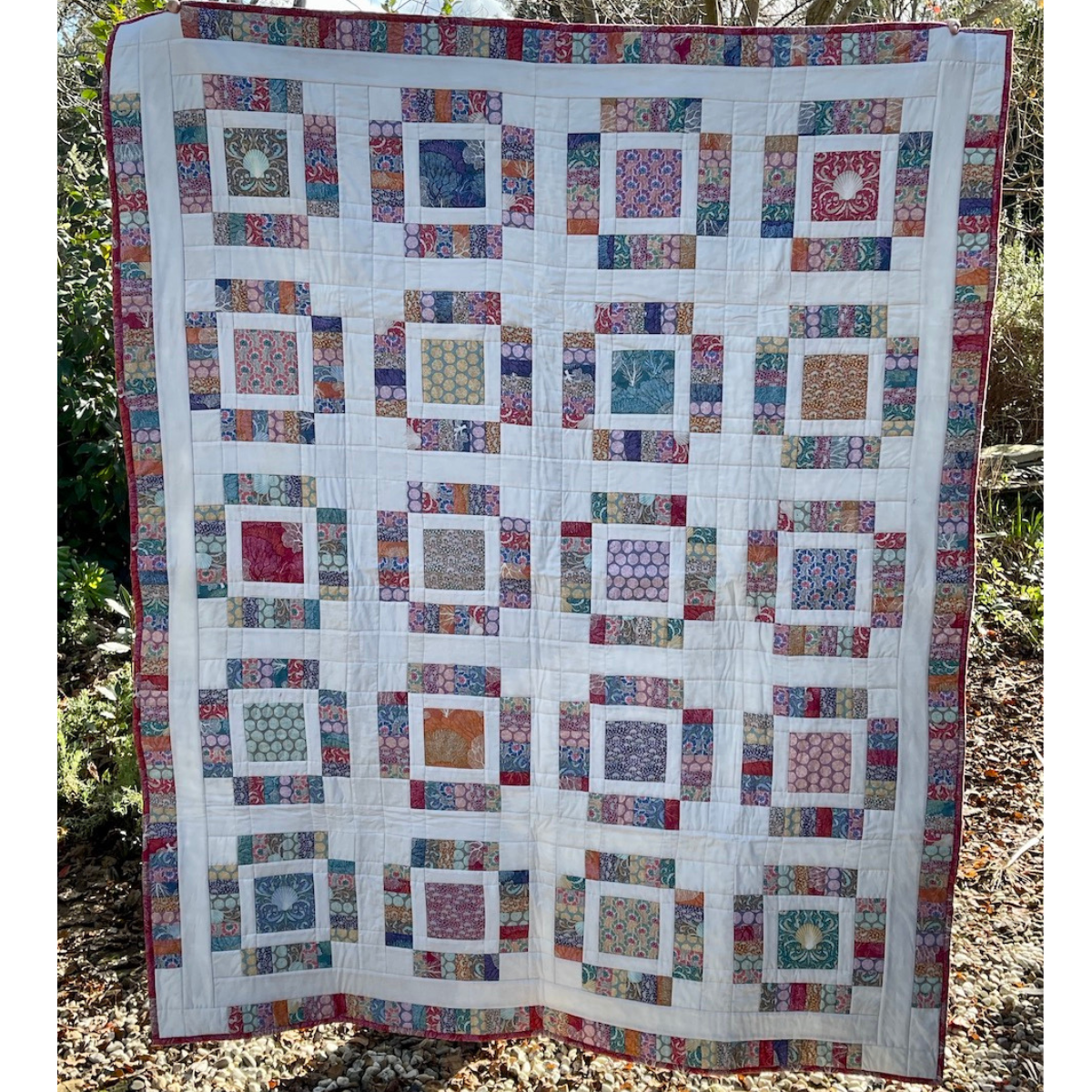 Anemone Quilt shown in full so that you can see the anemone blocks.