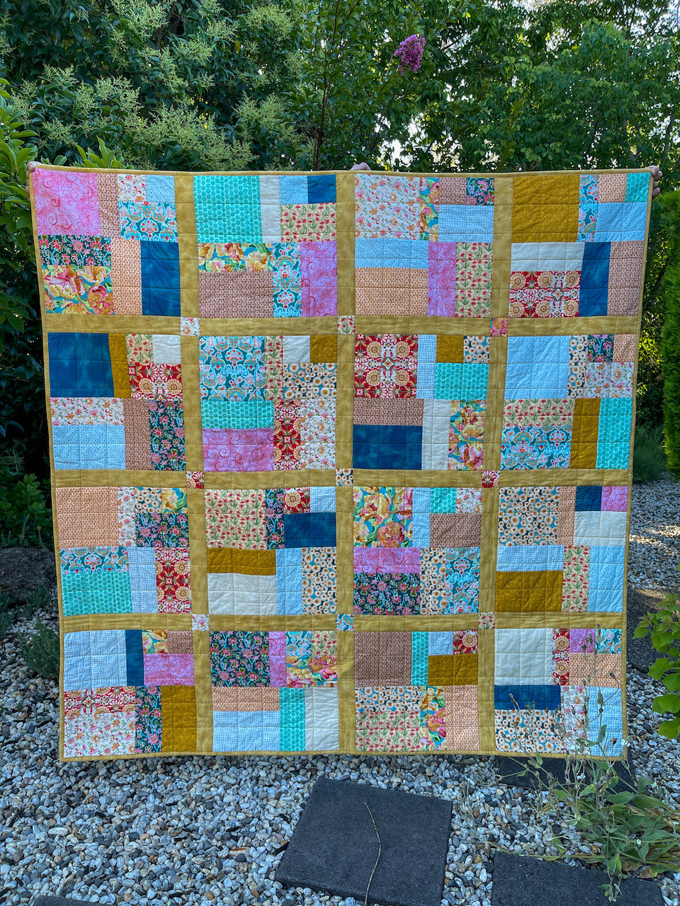 Fat Quarter Quilt - Beginner Quilt PDF Pattern – Broken River Quilts