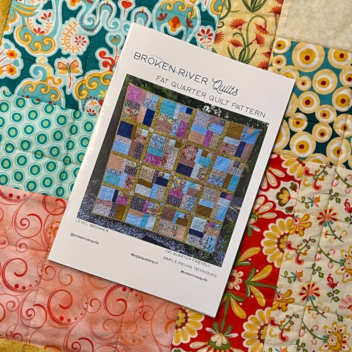 Fat Quarter Quilt - Beginner Quilt PDF Pattern – Broken River Quilts