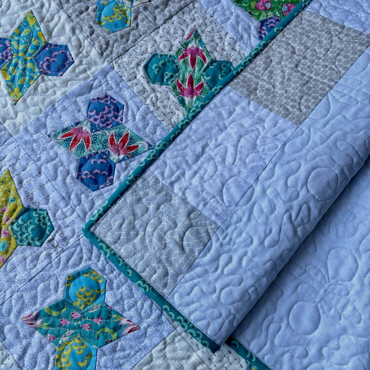 Let it Bee Quilt Closeup of backing
