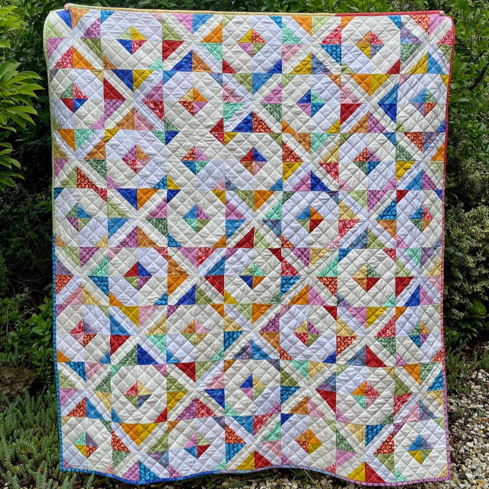 Noughts and Crosses Quilt- Scrap Friendly PDF Pattern